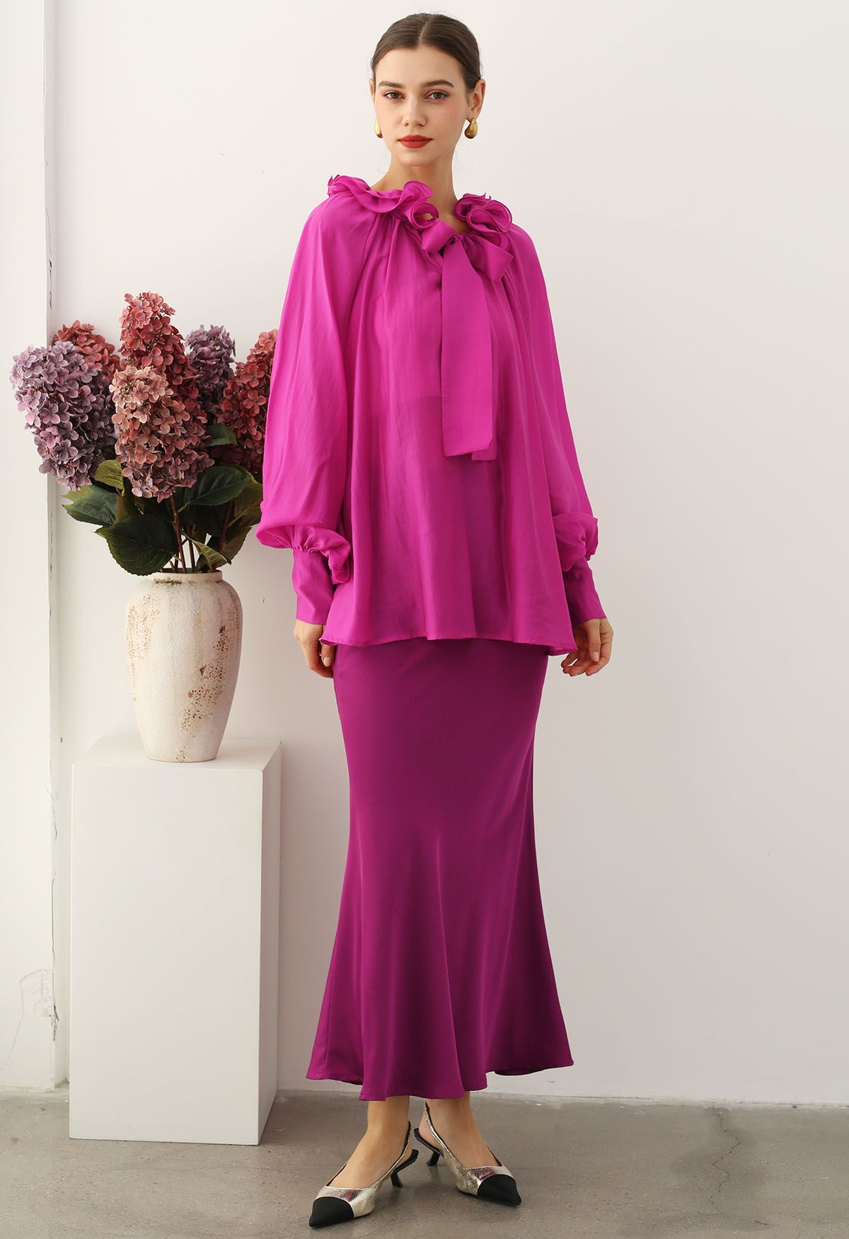 Tiered Ruffle Neckline Bowknot Lantern Sleeves Dolly Top in Magenta