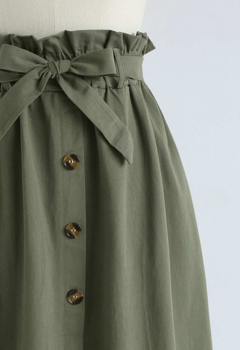 Falda a media pierna Truly Essential en verde militar