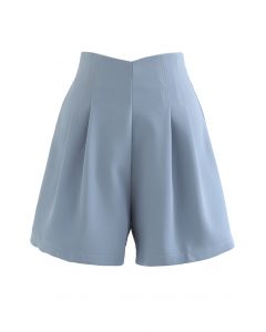 Stitches Waist Pleated Shorts in Blue